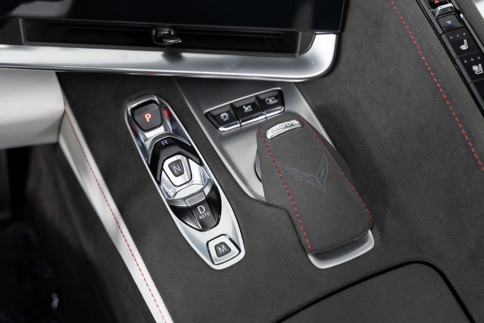 Chevrolet Corvette C8 70th Anniversary 3LT - Image 9